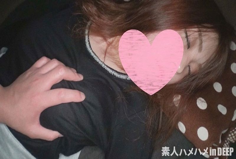 FC2-1073663 【无・素人个撮】有史以来最好的性爱！起来像歌舞表演型，在他无毛的小穴中出！ 素人